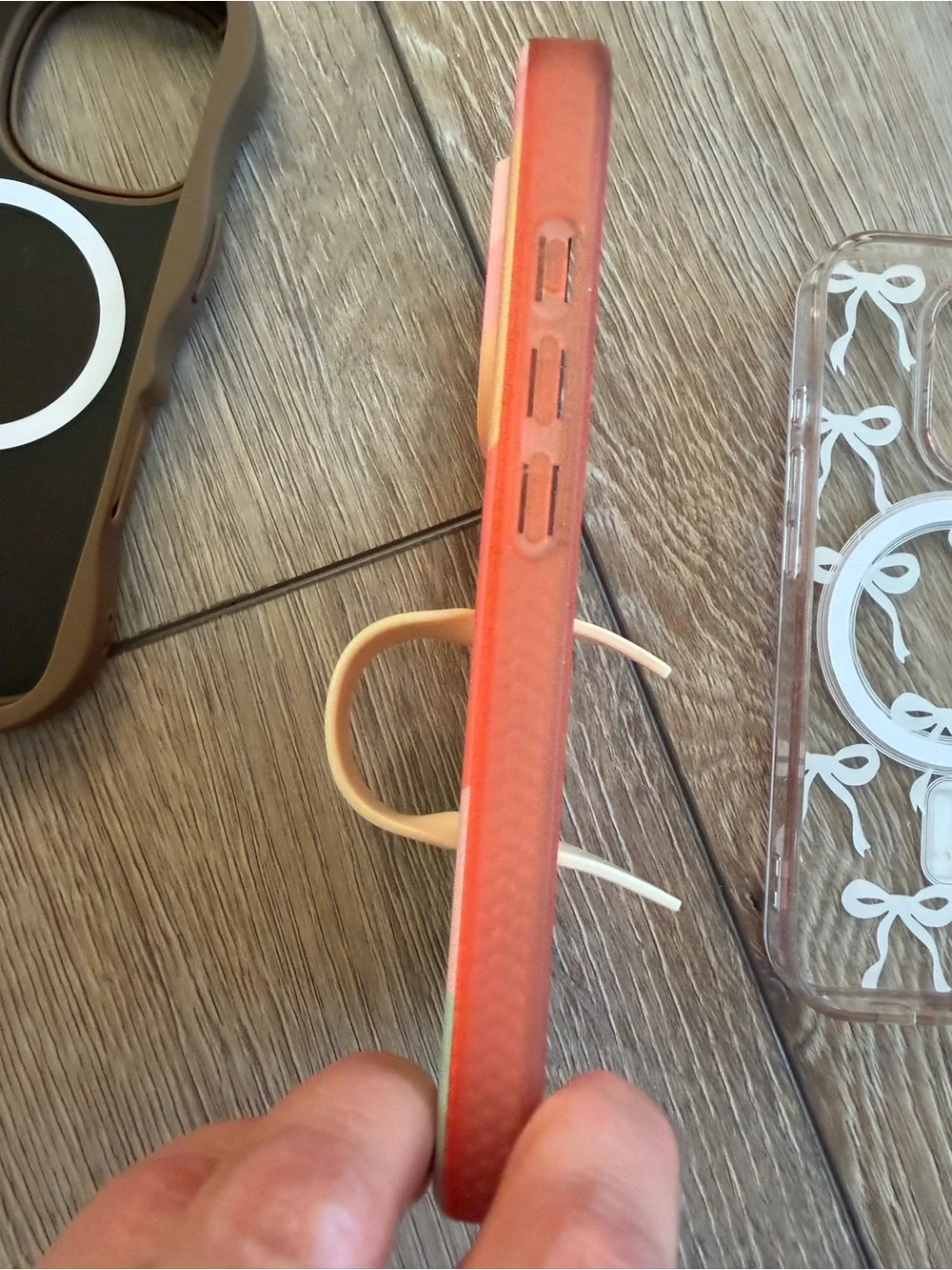 iPhone 16 pro MagSafe brown Wave and clear with bows and amber massey loopy